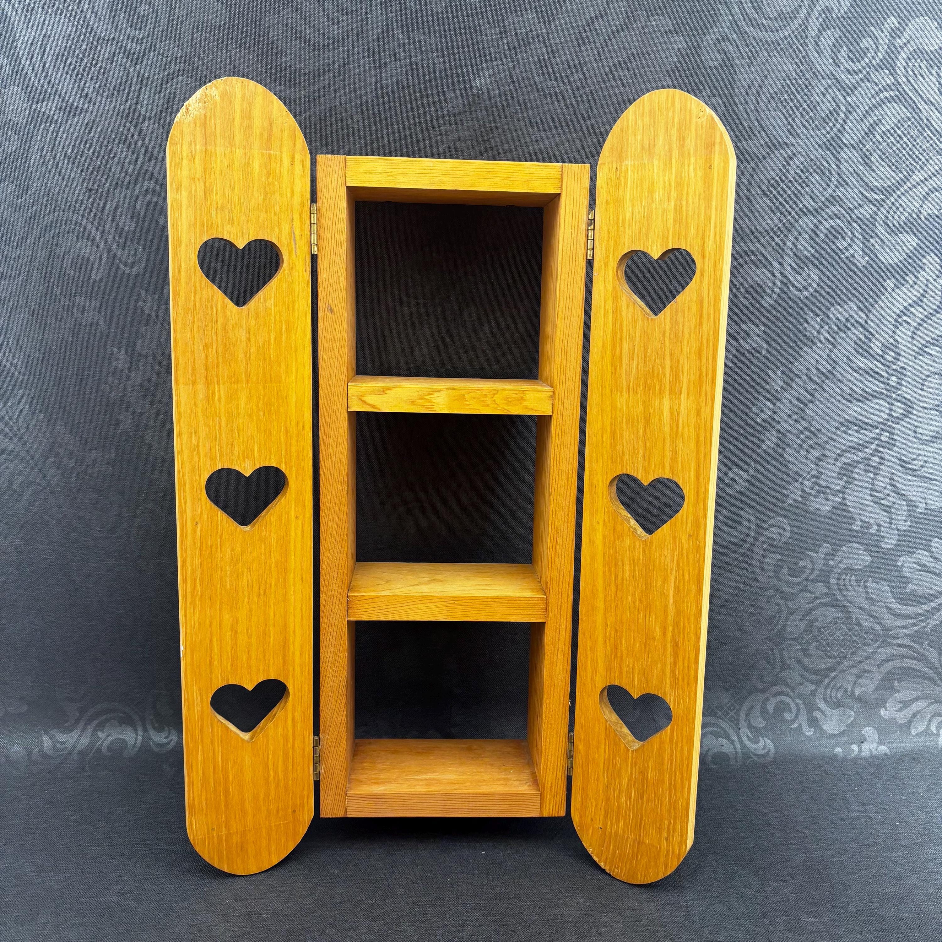 Vintage Wooden Folding Wall Shelf: Country Heart Cutout, 3-tier