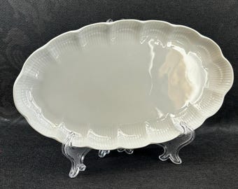 Kaiser Romantica Porcelain Platter: Scalloped Oval Tray, 9”