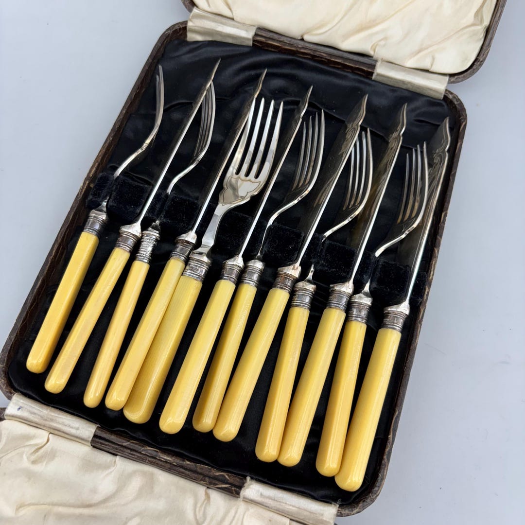 Vintage EPNS England Fish Knife & Fork Cutlery Set Original