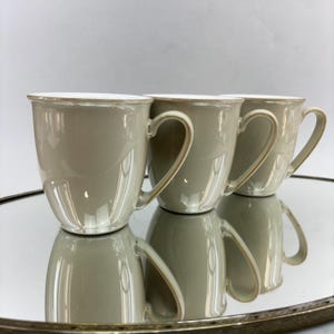 One Denby LINEN 10 oz Beaker, English Mug, White Inside Beige Outside, Stoneware Made in England, 4&quot;