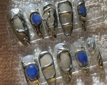Press on nails metallic core futurist silver Cat eyes bleu gris 3D brillant scintillant  / Faux ongles réutilisables blue futurist core rock