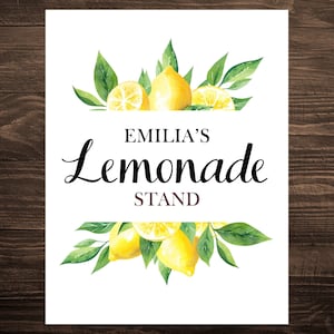 Letrero de puesto de limonada personalizado para actividad de verano infantil con nombre personalizado y diseño de limón.