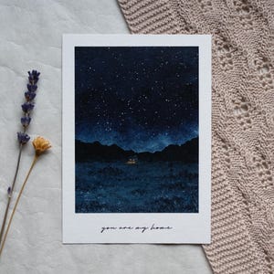 Vous êtes ma maison - Carte postale aquarelle premium peinte à la main A6 Ciel étoilé Nuit Clair de lune Maison Étoiles Sécurité Amour Gouache