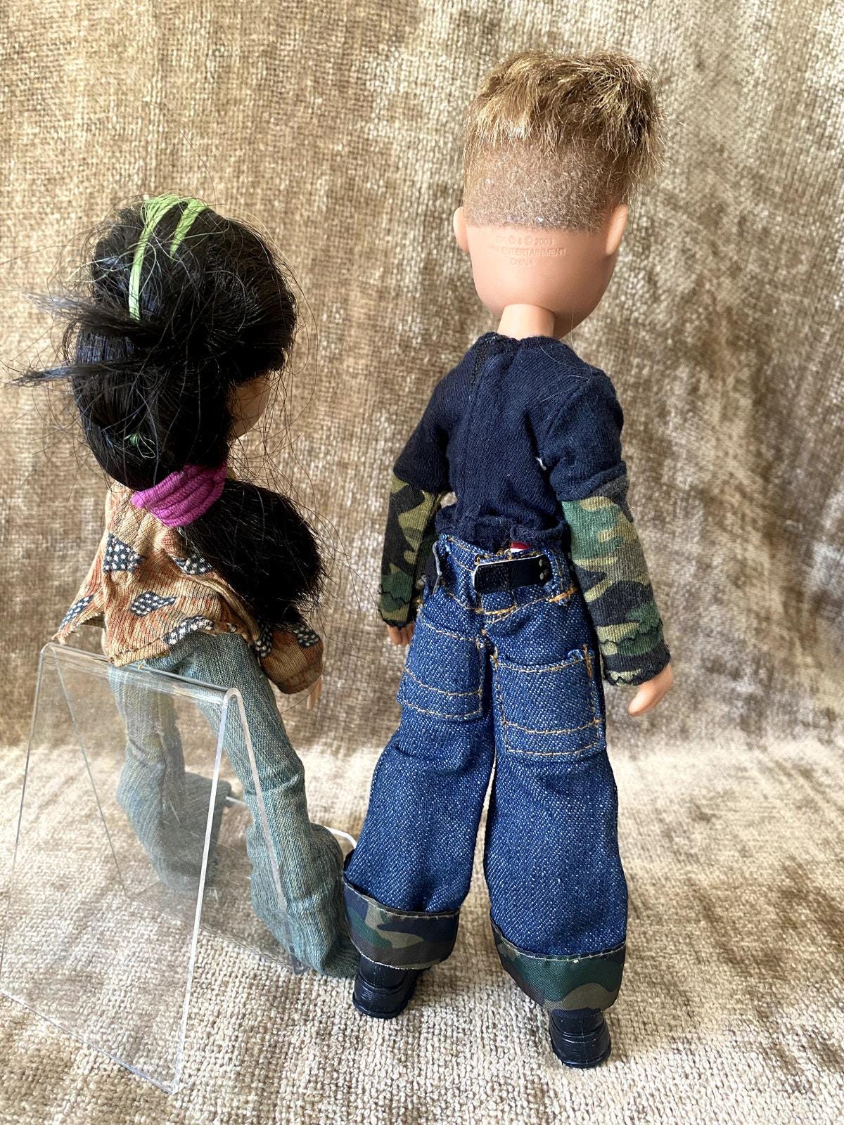 Vtg BRATZ Sasha 2002 NRFB + Jade & Adventure Boyz Cameron Doll Lot  display picture 1