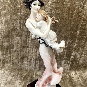 Giuseppe Armani &quot;Mother&#39;s Love&quot; Figurine 754P c.1980s, Signed, Excellent Cond.