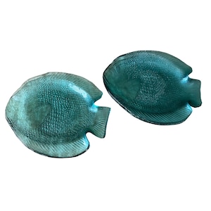 アルコロック（Arcoroc）フランス製ブルーガラスフィッシュ皿 Arcoroc fish plates - Etsy 日本