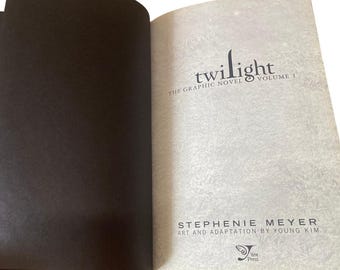 Novela gráfica de Crepúsculo Vol. 1 1ª/1ª 2010 HC Yen Press Stephenie Meyer *Sin sobrecubierta*
