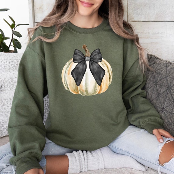 Halloween Pumpkin Sweatshirt, Cute Pumpkin Shirt, Pumpkin with Bow, Fall Pumpkin Sweatshirt