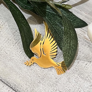 Palestine dove of Peace pin  | gold  Color | Palestinian Accessories | Palestine Gift | Palestinian Clothes |