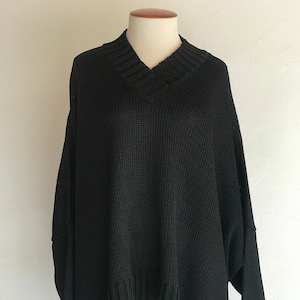 Silk Knit Sweater - Oversized 100% Silk Jumper - 1980's - Rare - Vintage - Shirin Guild - One Size S/L - Men's & Women's - Black.