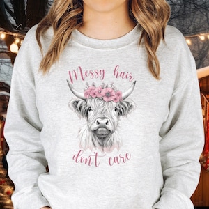 Highland Coo/ Cow Sweatshirt, Funny Hairy Cow Fleece, Cosy Cute Winter Jumper, Gift for her, Scottish Gifts, Premium Unisex Sweater