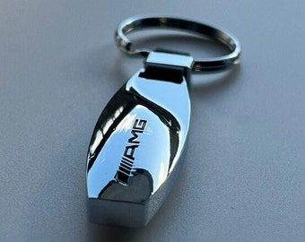 Porte-clés Métal Argenté Avec Logo Mercedes AMG - Dimensions 7,5x4 Cm, Impression HD - Livré Dans Boîte Cadeau - Idéal Fan De Voiture, Cadeau Homme