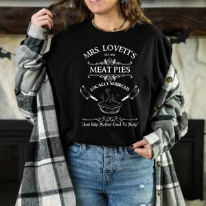 Mrs Lovetts shirt, sweeney todd halloween shirt, Sweeney Todd Movie, Cool tees, sweeney todd t shirt, demon barber, sondheim