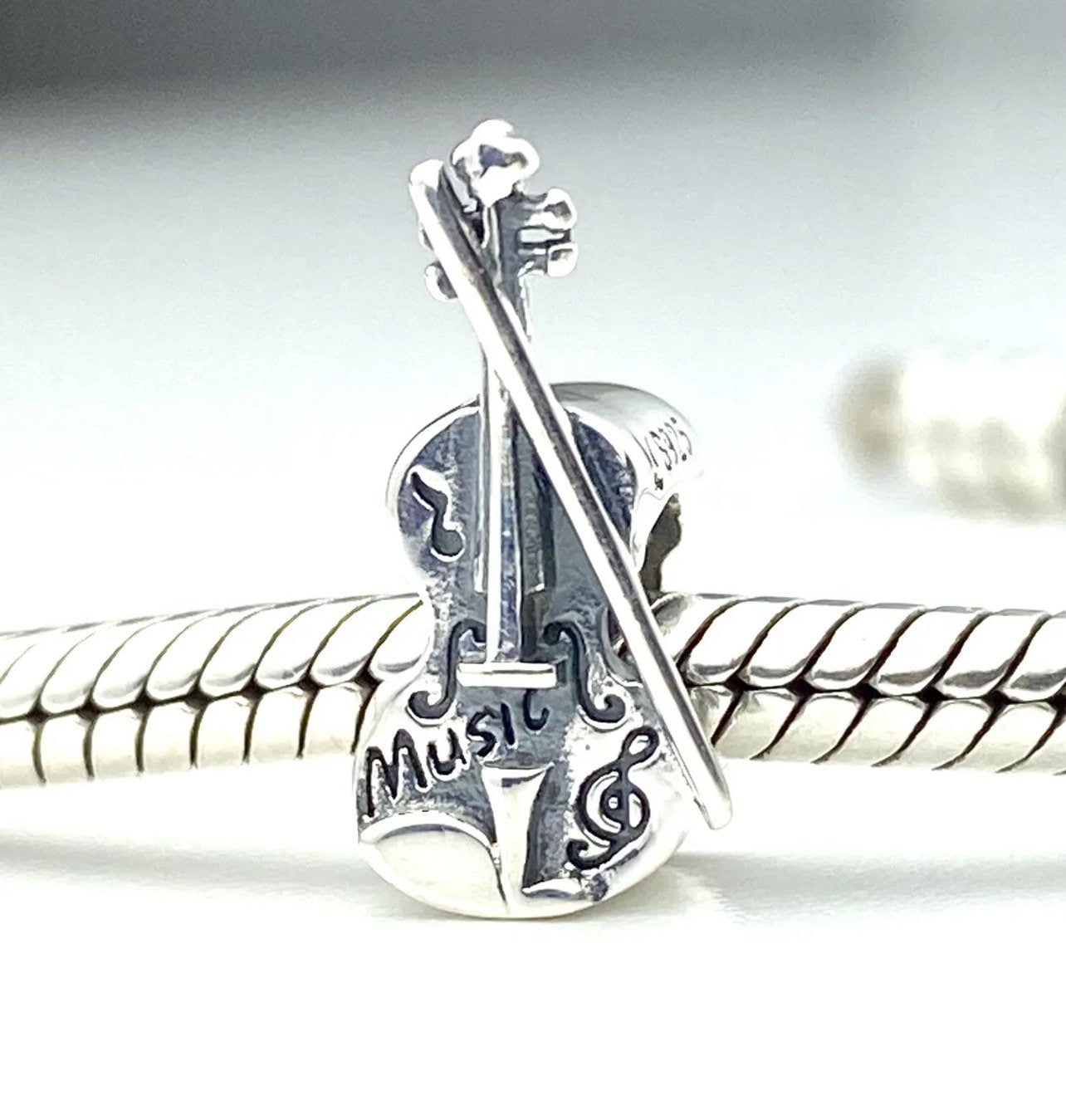 Jewelry: Fiddleheads Handmade Violin Charm Bracelet (#1 Silver)