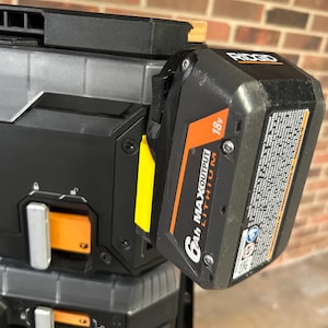 ToughBuilt StackTech - Ridgid 18v Battery Clip - Battery Holder image 1