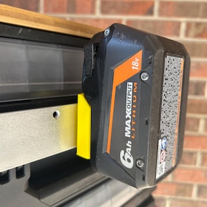 ToughBuilt StackTech - Ridgid 18v Battery Bolt-On - Battery Holder