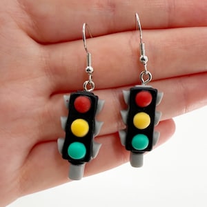 Ampel Ohrringe, Neuheit Ohrringe, Ampel Ohrringe, Ampel Schmuck, Verkehrsschild Ohrringe, Kitchy, Fun Ohrringe, Einzigartige