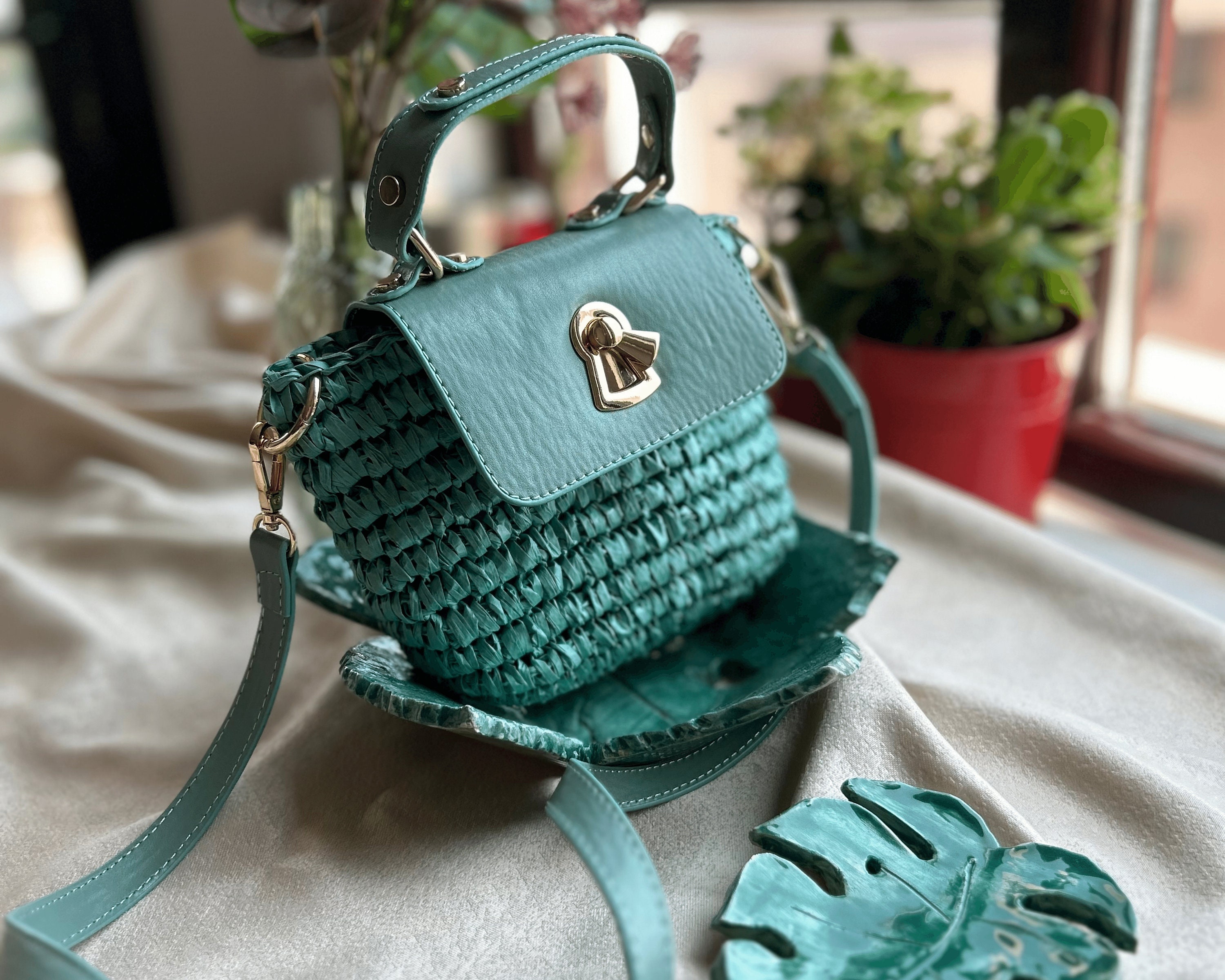 バッグ AFRICANSQUARE Raffia Crochet Bag Crochet Paper Raffia Beach Tote, Crochet Raffia Bag, Black