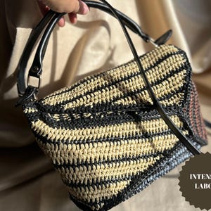 Sac puzzle en raphia au crochet, sac à bandoulière saisonnier, sac à bandoulière, sac de la marque, sac en paille, sac en raphia coloré, cadeau pour elle, sac tendance