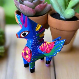 Hand-Made Small &quot;Pegasus&quot; Authentic Mexican Alebrije Figurine From Oaxaca, Mexico