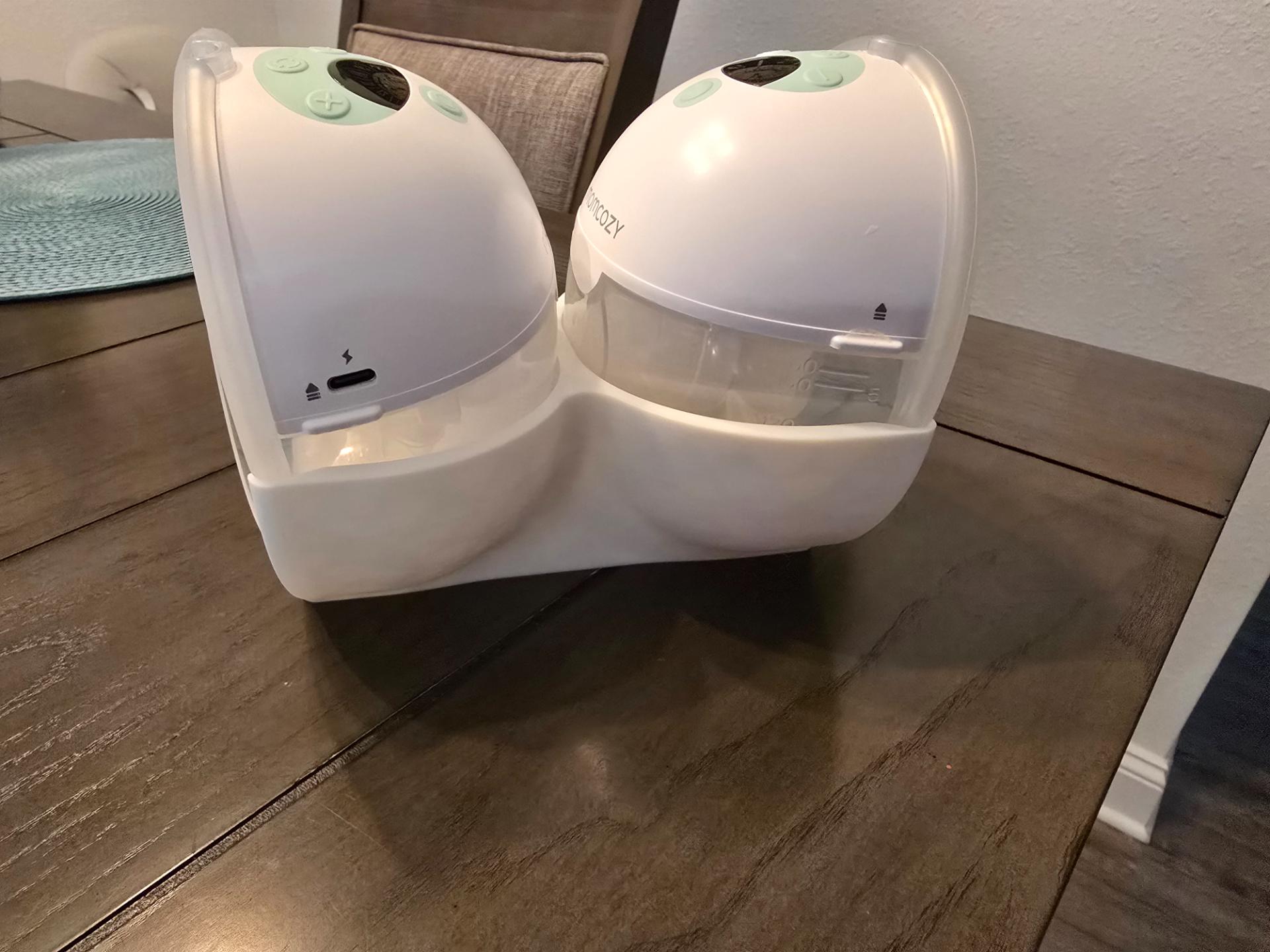 MomCozy M5 Pump Holders Stand