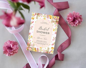 Tarjeta de despedida de soltera con flores silvestres: invitación floral personalizada para fiesta