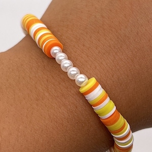 Gelb, Weiß und Orange Ton Perlenarmband | Tonperle | Herbst | Preppy | Perle | Halloween | Zuckerwatte |