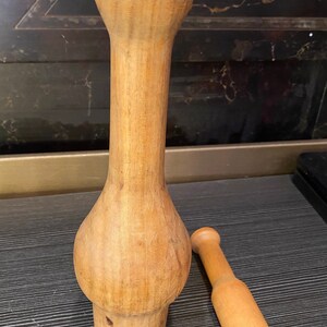 Pilon et pilon Primitive en bois antique image 6