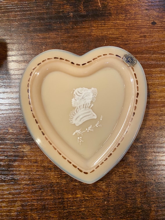 Heart-Shaped Almond Milk Glass Handpainted Cameo V