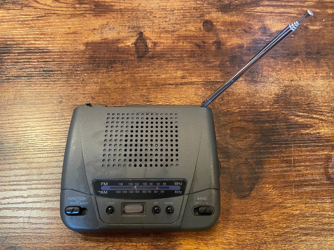 Vintage Desktop AM/FM Radio - Etsy