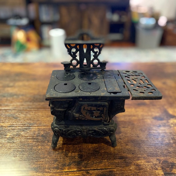 RARE Late 1800’s Antique Cast Iron Crescent Miniature Stove Toy