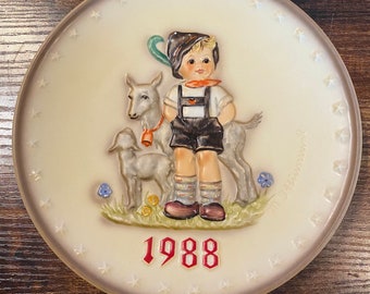 1988 M.J. Hummel 18th Annual Decorative Collectible Plate