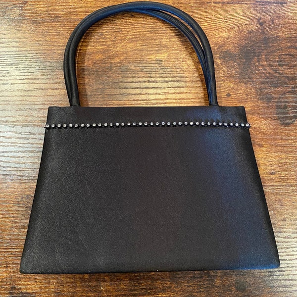 Petit sac à main carré noir avec strass et bandoulière vintage