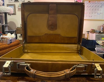 1980’s Camel Brown Airway Briefcase