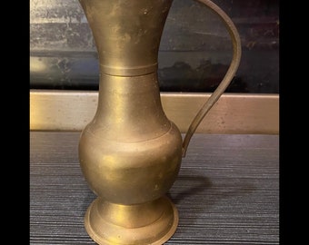 Vase Pichet Antique en Laiton