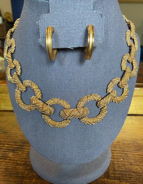 Chunky Goldtone Textured Chain Choker with Hoop Ea