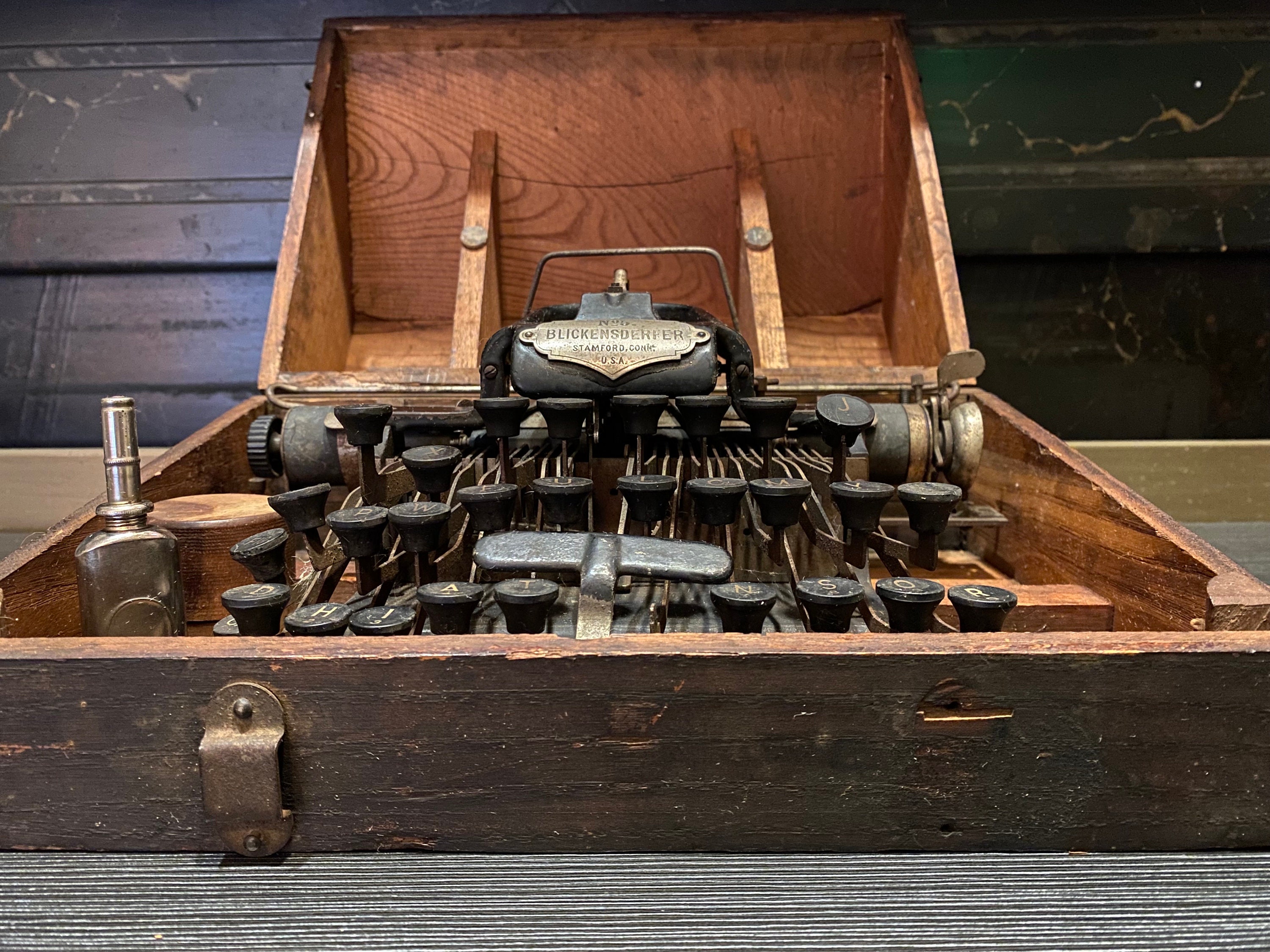 1896 Blickensderfer No. 5 Portable Typewriter in Original