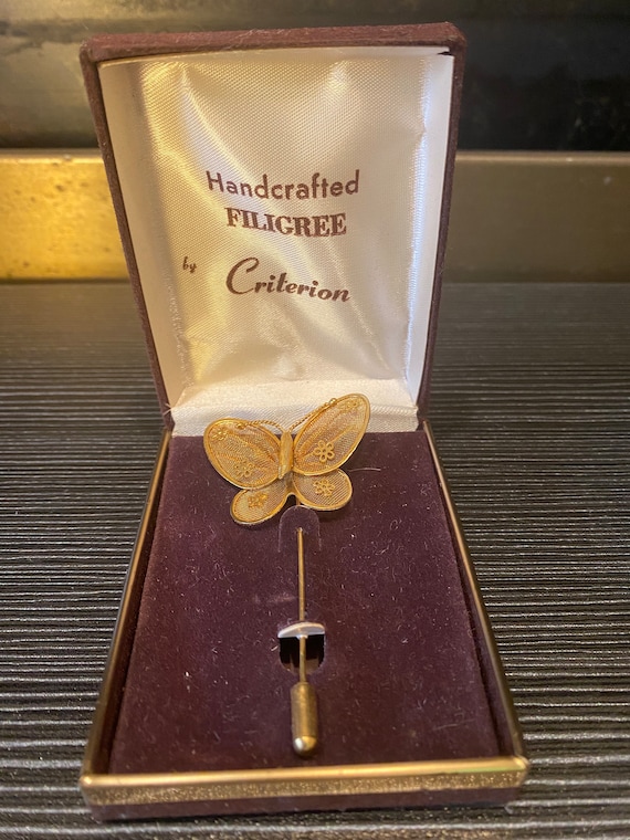 Vintage Goldtone Filagree Butterfly Hat Pin