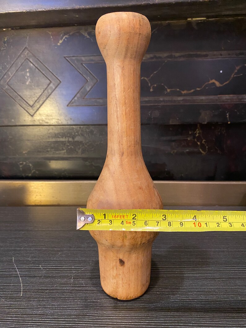 Pilon et pilon Primitive en bois antique image 8