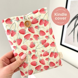 Quilted Yellow Gingham Strawberry Kindle Case with Elastic Closure - Fabric Sleeve Ereader Protection Pouch - Padded Paperwhite Cover