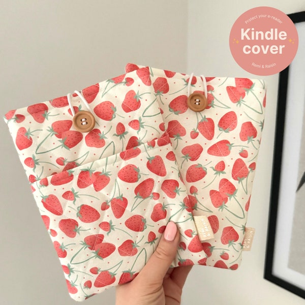 Quilted Kindle Case with Elastic Closure - Strawberry Fruit Fabric Kindle Paperwhite Cover - Reading Accessory - Ereader Protection Pouch