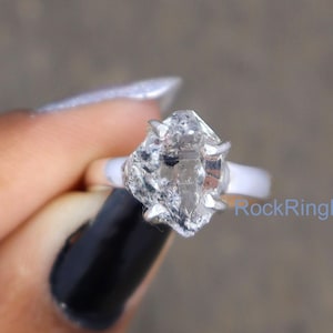 Anello con diamante grezzo Herkimer, anello con diamante grezzo naturale, anello in argento sterling 925, anello con cristallo di diamante grezzo, anello unico nel suo genere, anello grezzo curativo