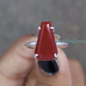Anello di bara corniola, anello d&#39;argento sterlina 925, anello di donne di Halloween, regalo per lei, anello di fidanzamento, anello di pietra arancione, anello di regolazione del polo