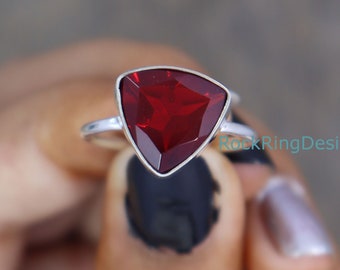 Röd rubinring, rubinsilverring, sterlingsilverring, röd ädelstensring, ring för kärlek, bröllopsdagsring, handgjord autentisk ring