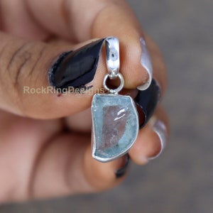 Genuine Aquamarine Pendant, Raw Aquamarine Pendant, Sterling Silver Pendant, Raw Healing Crystal Necklace, Uncut Stone Aquamarine Necklace