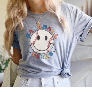 Baseball Vibes Shirt, Retro Baseball Shirt, Vintage Baseball, Baseball Smiley, Game Day Shirt, Baseball Mom Shirt, Teen Baseball, Teen Sport