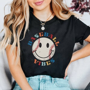 Baseball Vibes Shirt, Retro Baseball Shirt, Vintage Baseball, Baseball Smiley, Game Day Shirt, Baseball Mom Shirt, Teen Baseball, Teen Sport