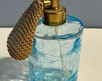Atomiseur vintage de bouteille de parfum en verre i.W.Rice Irice bleu des années 1940-60 fabriqué au Japon