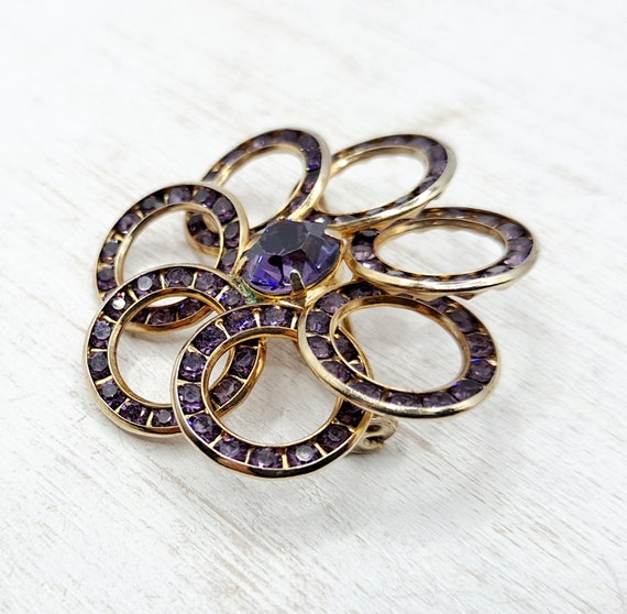 Vintage Purple Flower Rhinestone Brooch - Goldton… - image 7
