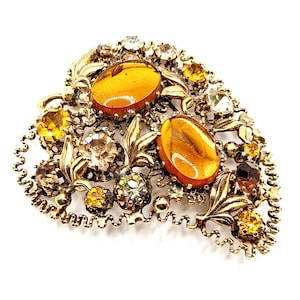 Vintage Austrian Crystal Rhinestone Brooch: Goldtone Leaf & Flower Design